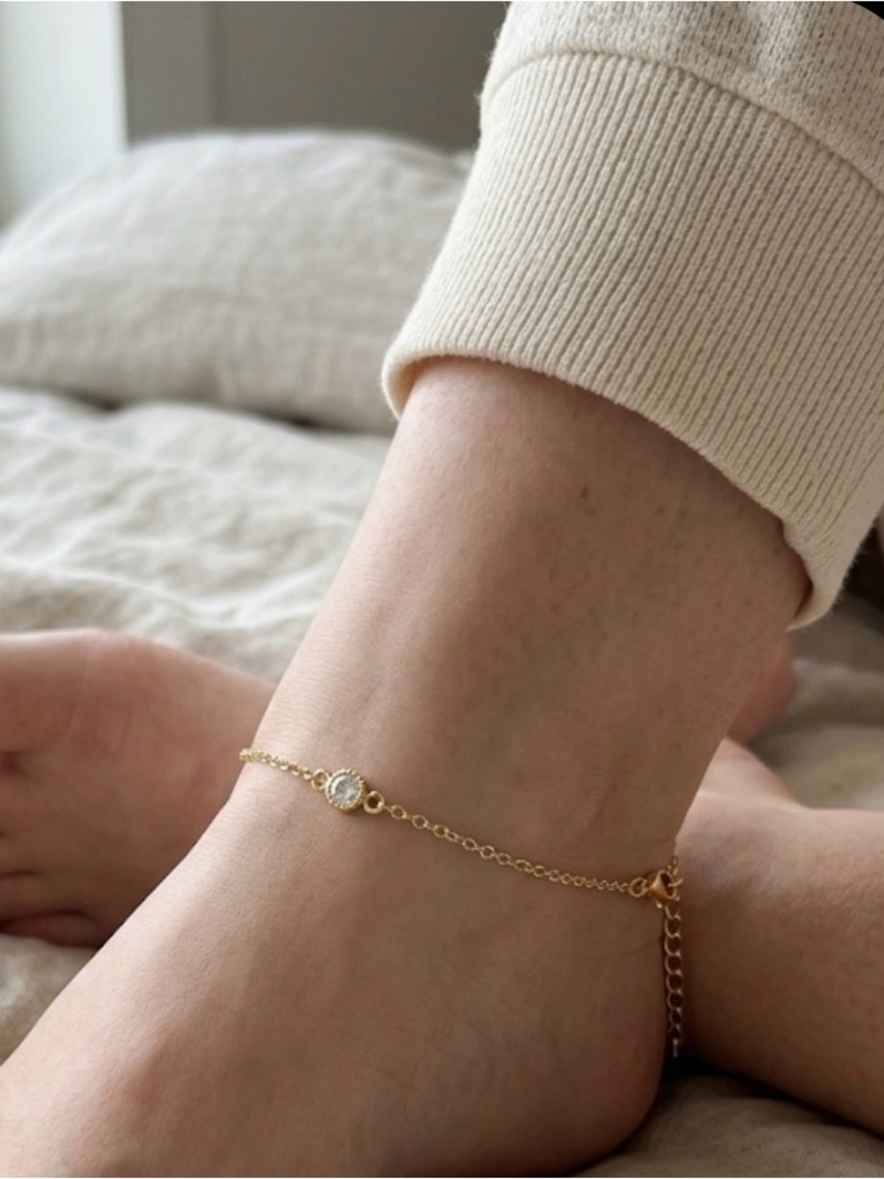 Delicate Gold Anklet with Clear Stone Accent